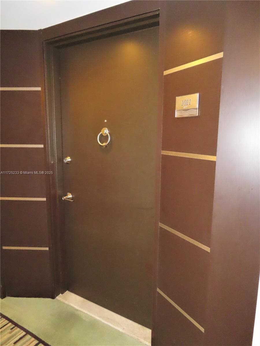 5701 Collins Ave # 1011, Miami Beach FL 33140 — 4