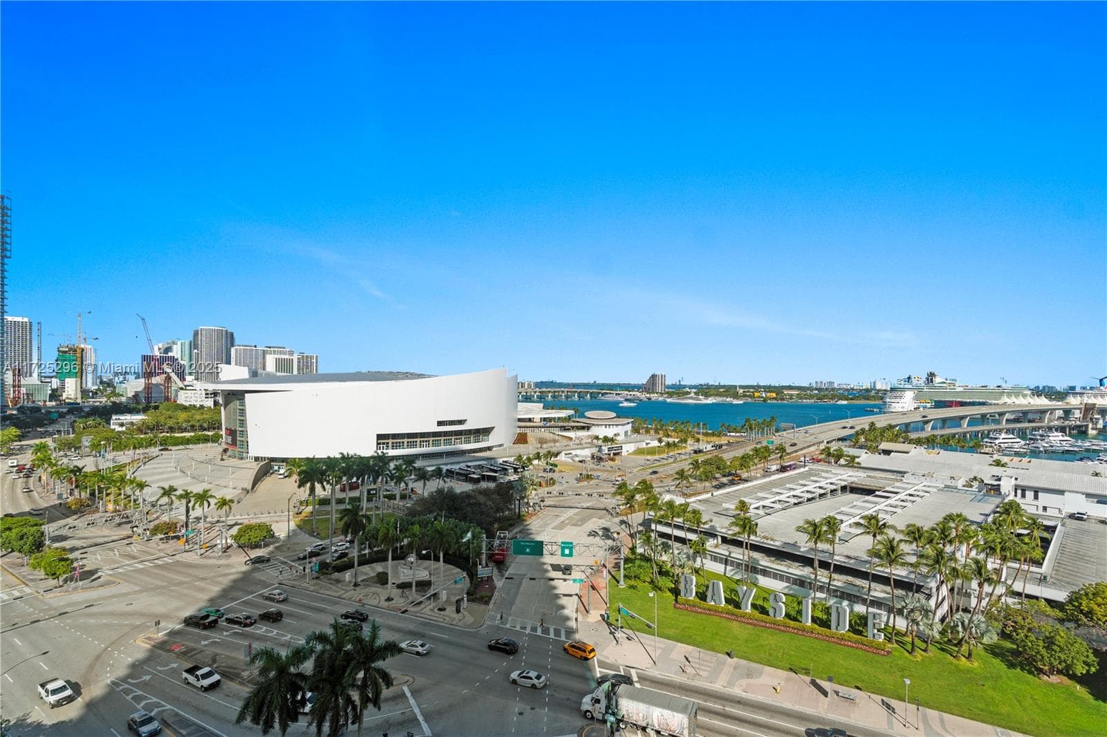 398 NE 5th St # 3207, Miami FL 33132 — 32