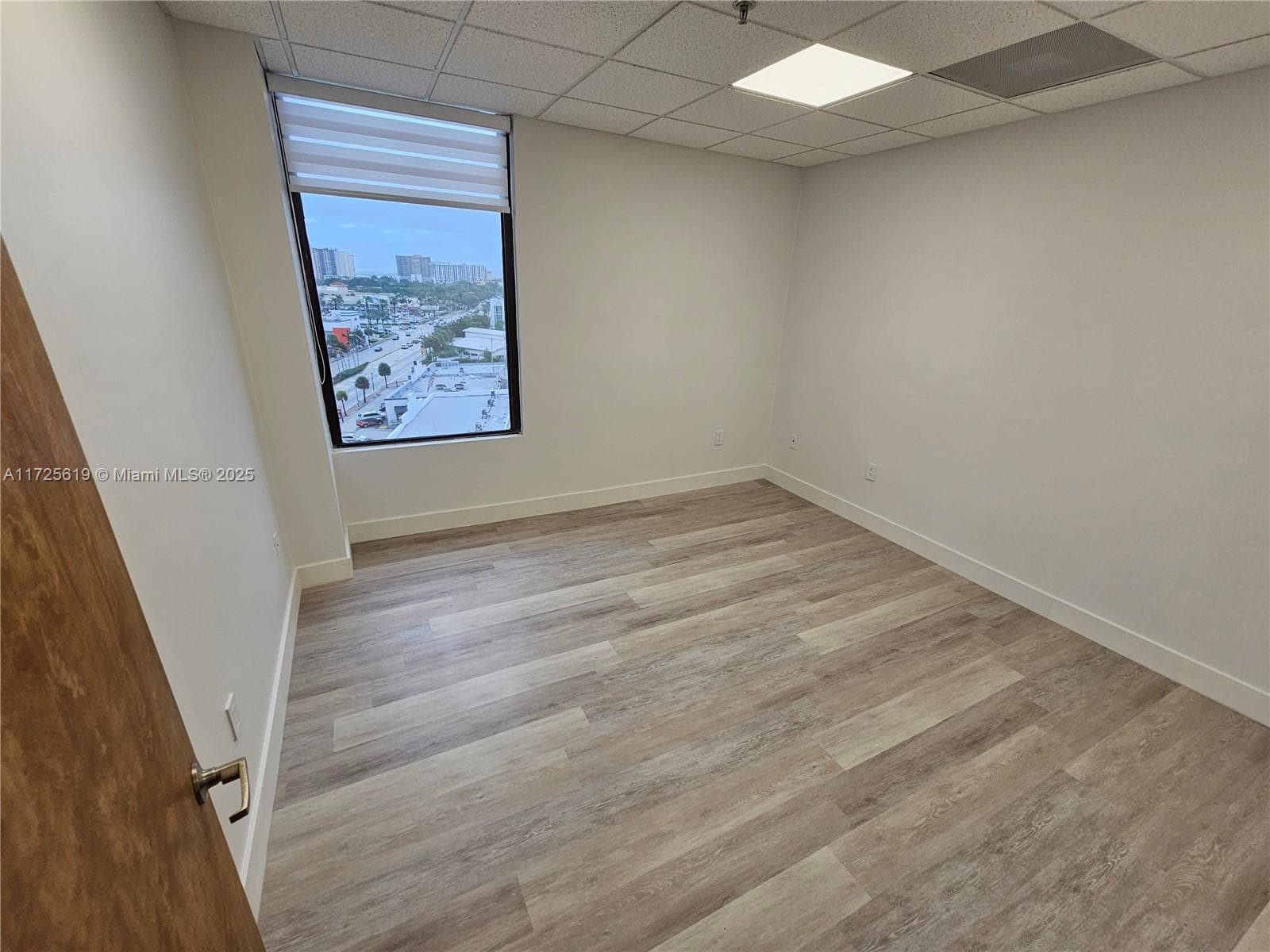12550 Biscayne Blvd # 6, North Miami FL 33181 — 5