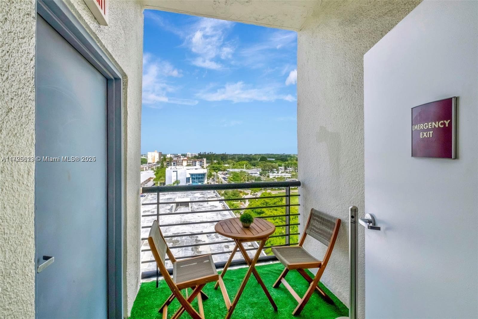 12550 Biscayne Blvd # 6, North Miami FL 33181 — 9