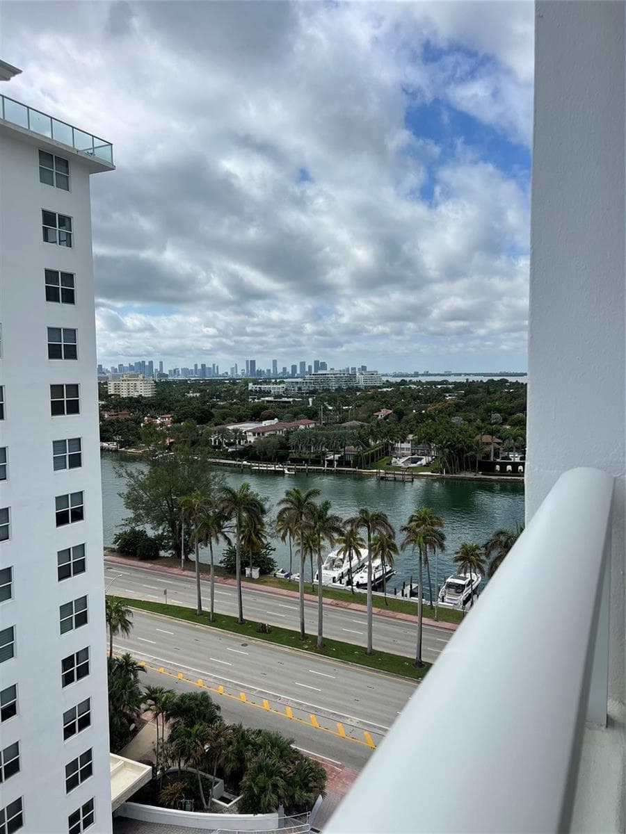 5005 Collins Avenue # 1210, Miami Beach FL 33140 — 12