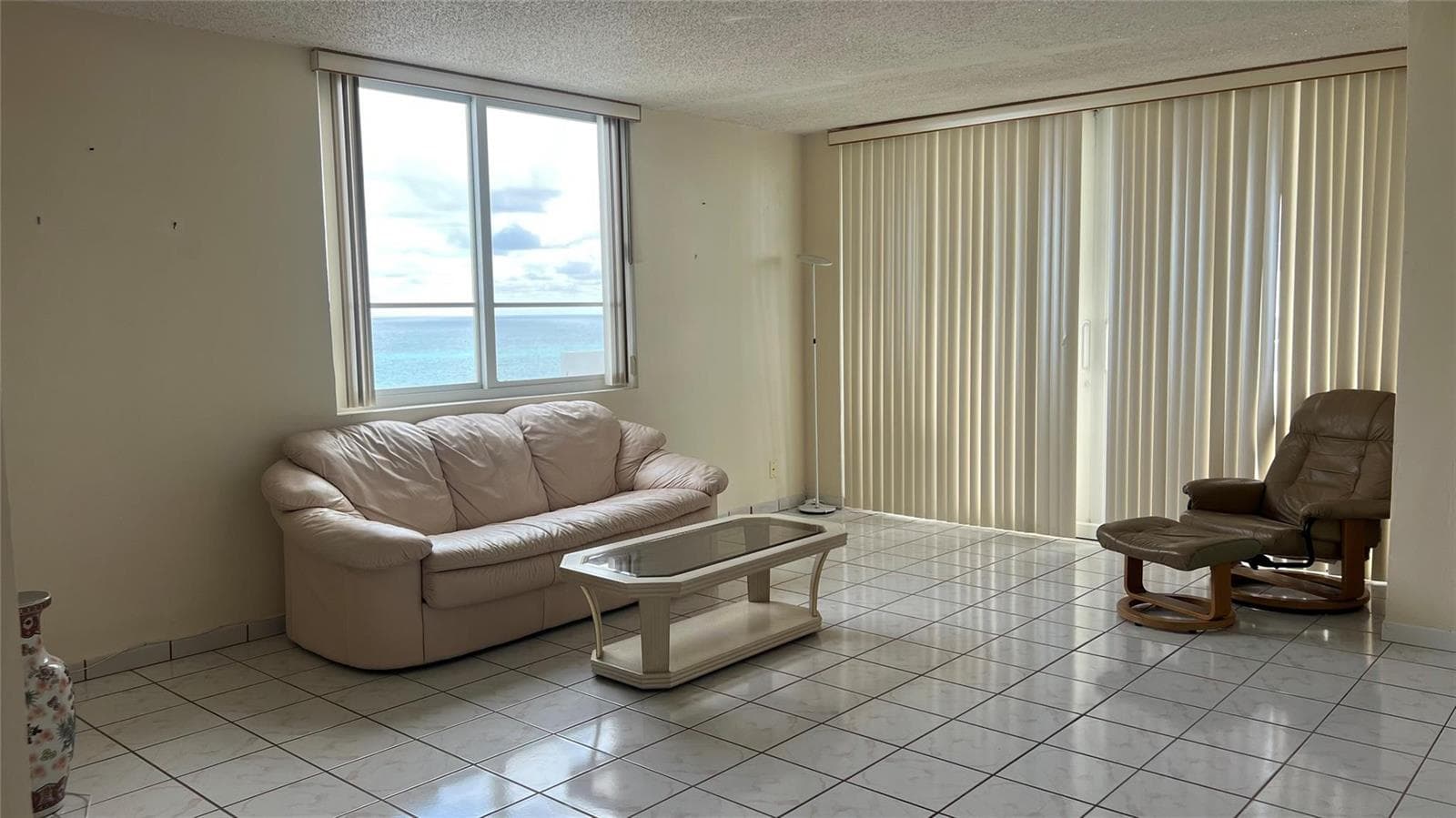 5005 Collins Avenue # 1210, Miami Beach FL 33140 — 8