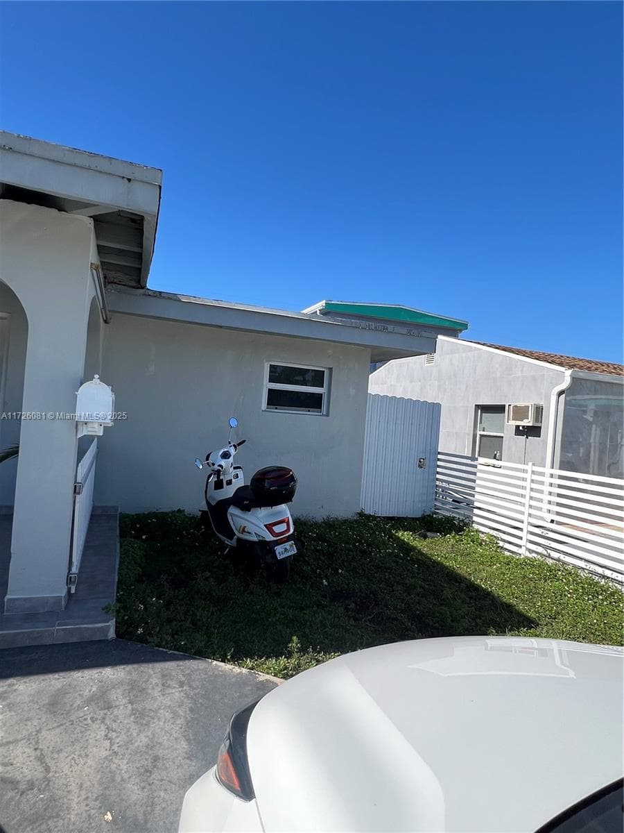720 NW 30th Ave, Miami FL 33125 — 3