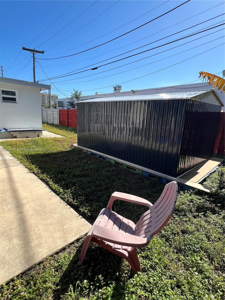 720 NW 30th Ave, Miami FL 33125 — 44