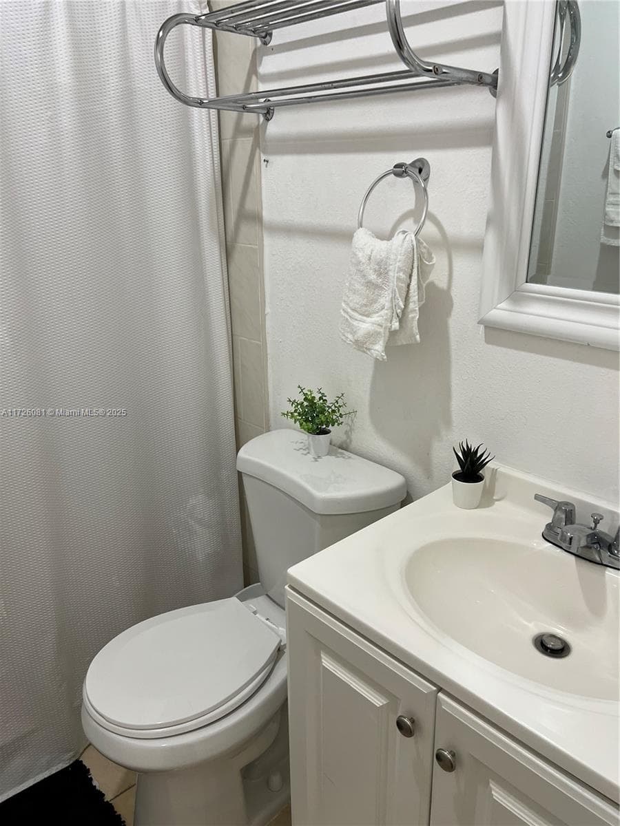 720 NW 30th Ave, Miami FL 33125 — 40