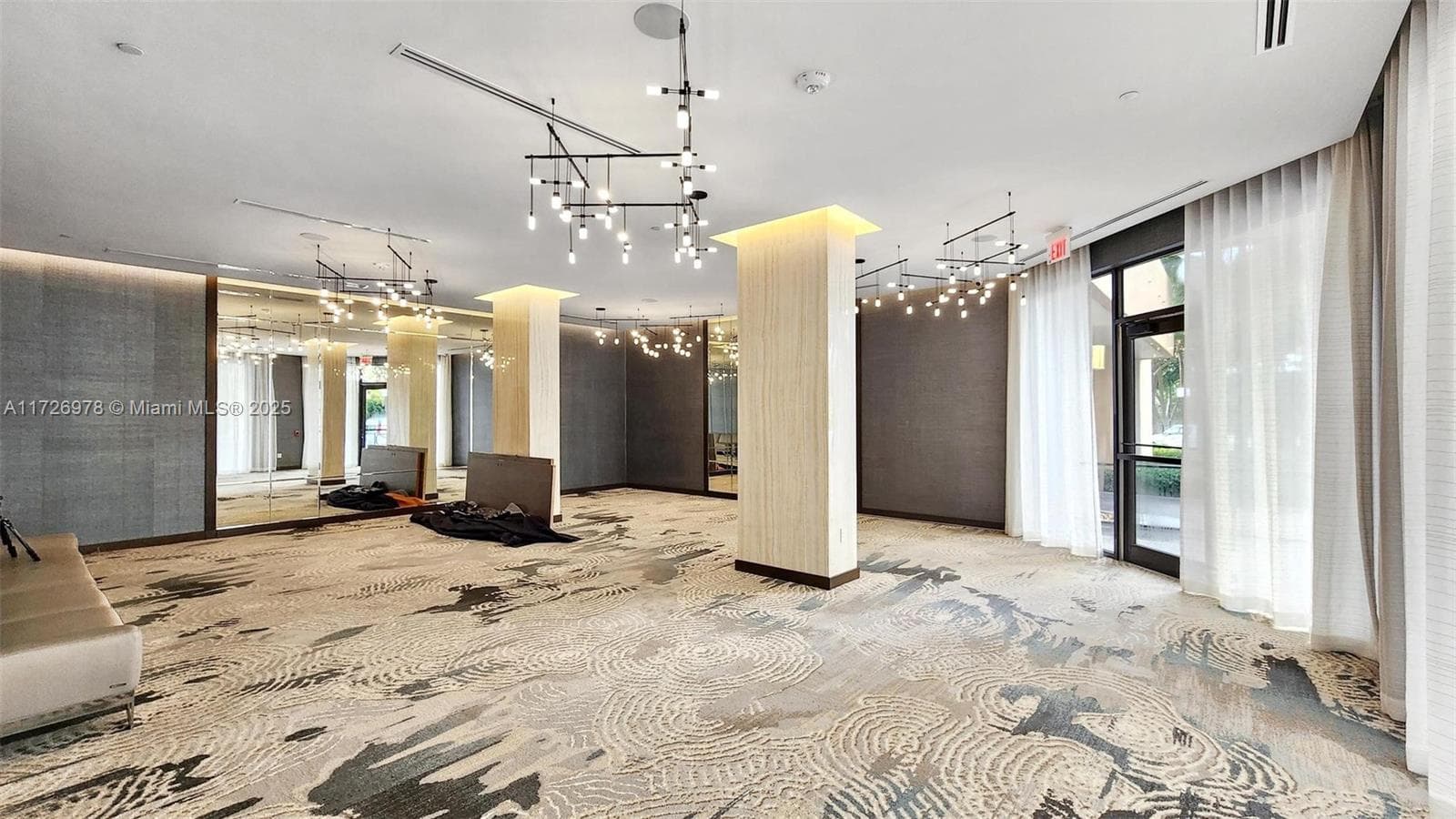 10175 Collins Ave # 502, Bal Harbour FL 33154 — 31