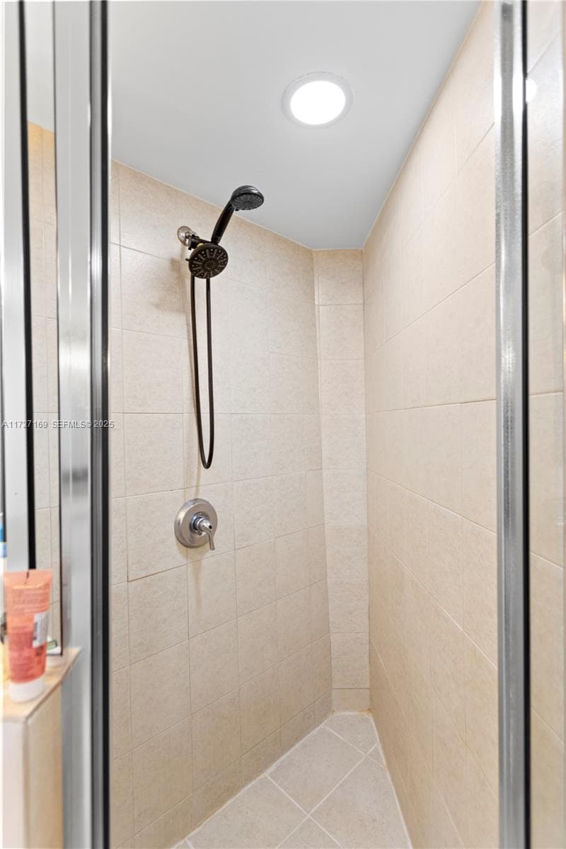16699 Collins Ave # 2709, Sunny Isles Beach FL 33160 — 26