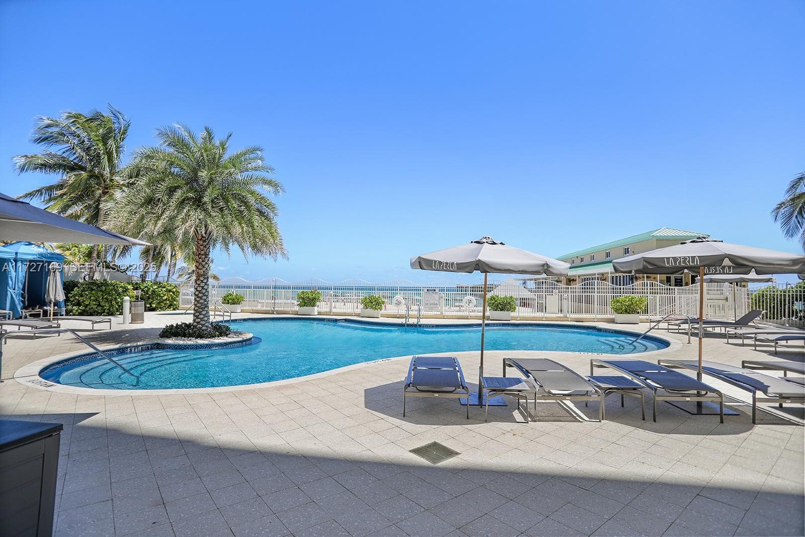 16699 Collins Ave # 2709, Sunny Isles Beach FL 33160 — 32