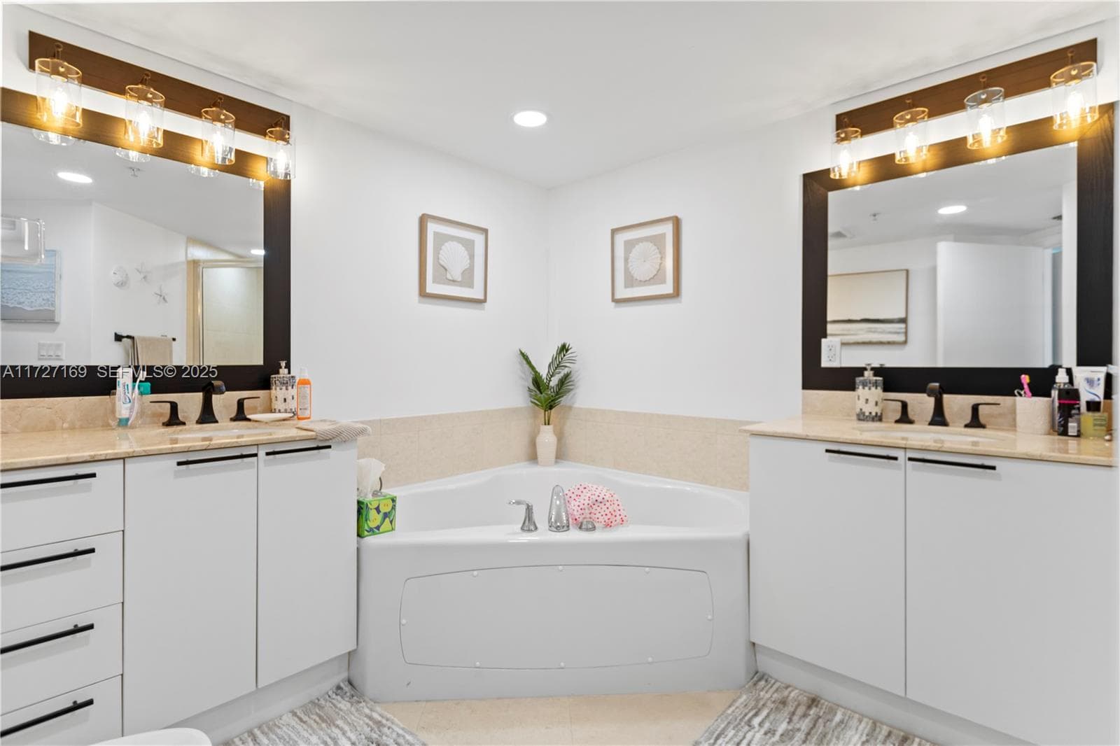 16699 Collins Ave # 2709, Sunny Isles Beach FL 33160 — 24