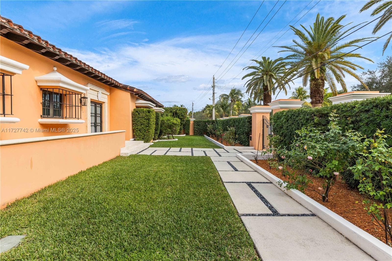 1181 S Alhambra Cir, Coral Gables FL 33146 — 36