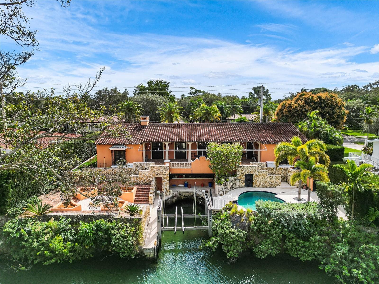 1181 S Alhambra Cir, Coral Gables FL 33146 — 1