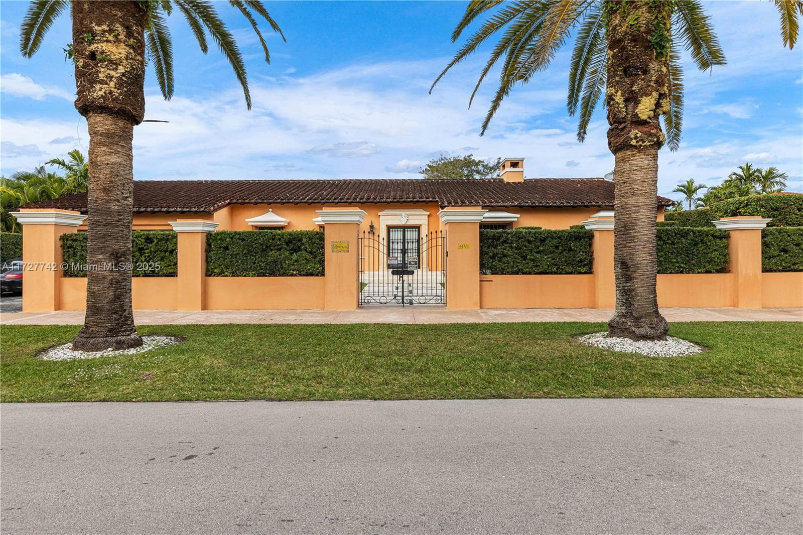 1181 S Alhambra Cir, Coral Gables FL 33146 — 51