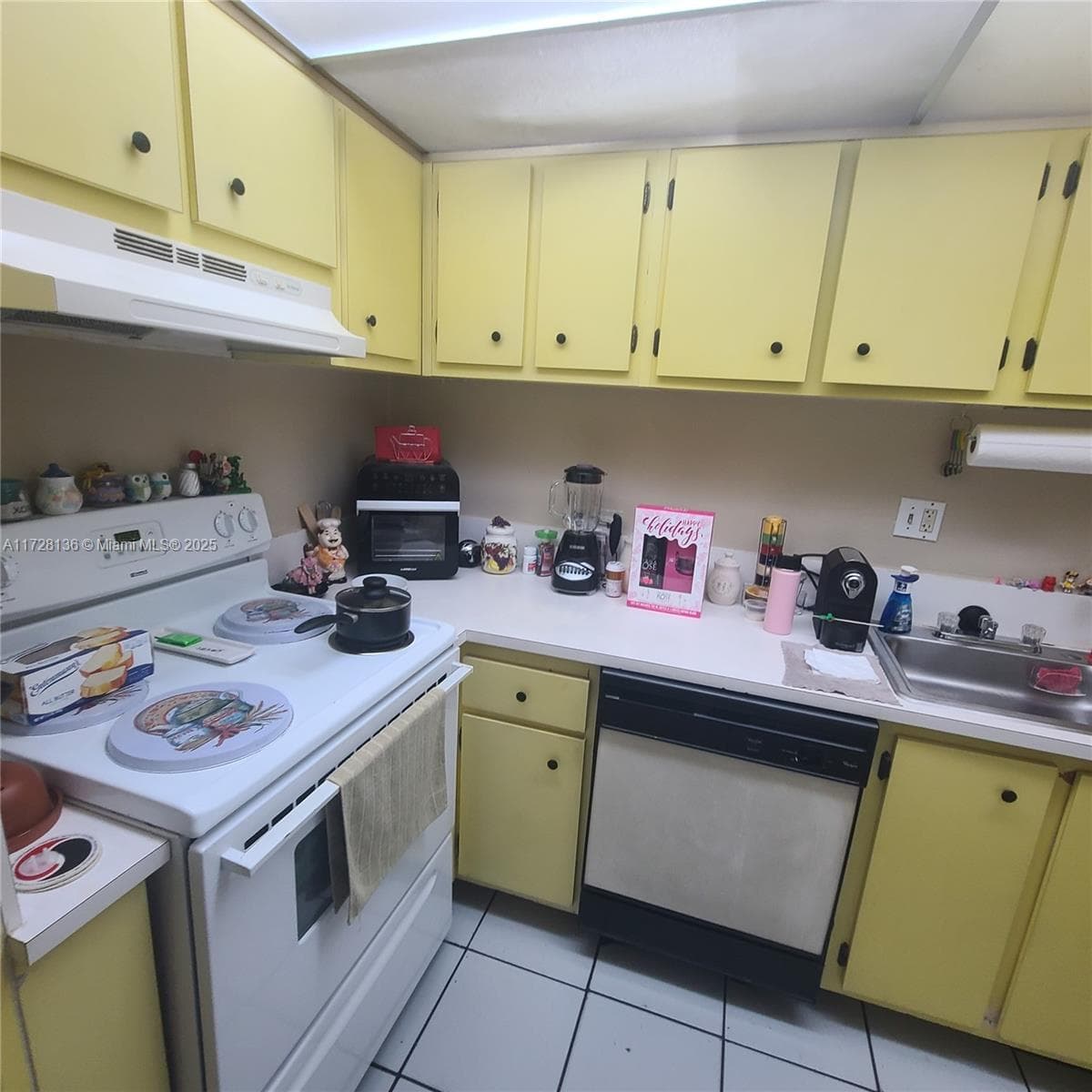 4803 NW 7th St # 14, Miami FL 33126 — 7