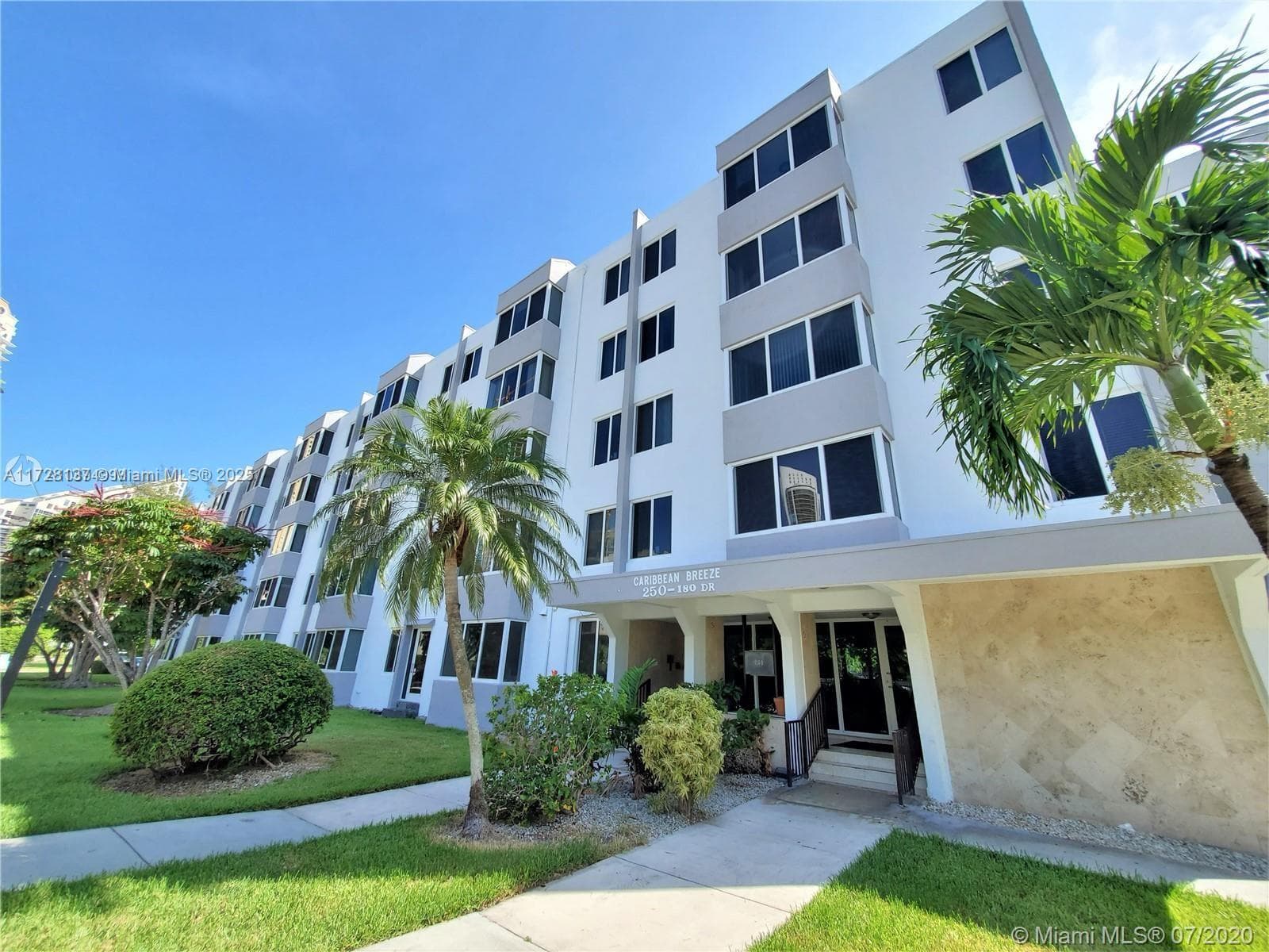 250 180th Dr # 455, Sunny Isles Beach FL 33160 — 1