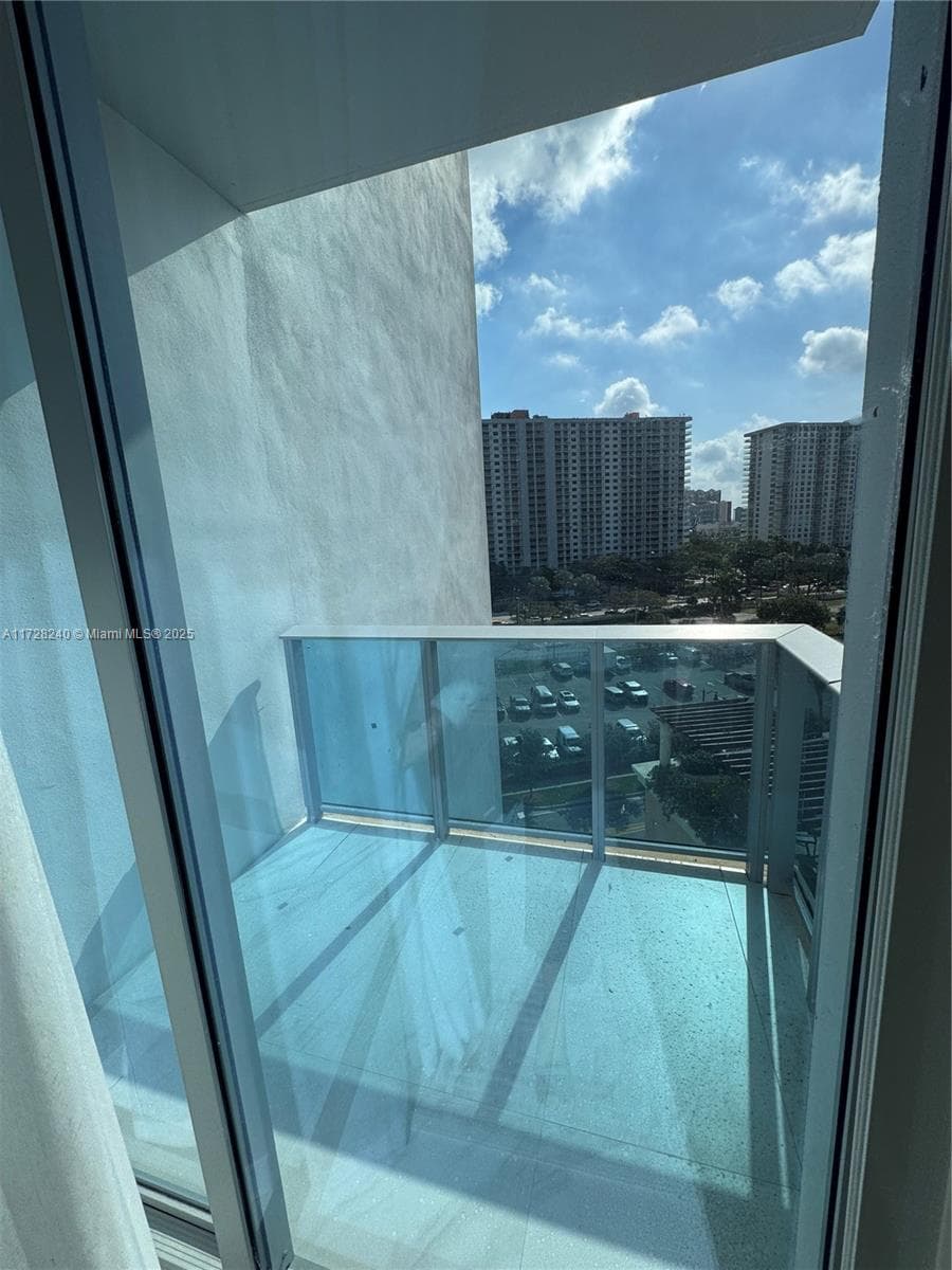 17550 Collins Ave # 601, Sunny Isles Beach FL 33160 — 28