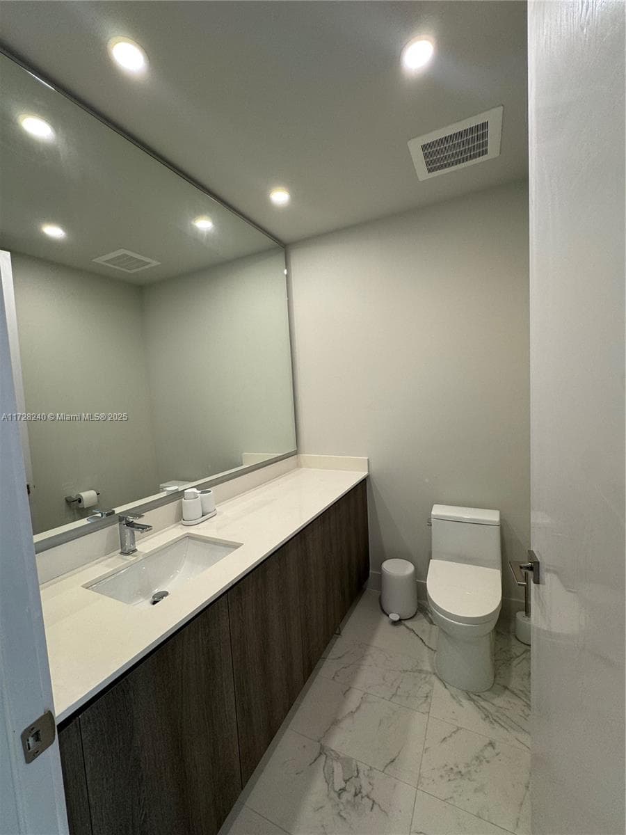 17550 Collins Ave # 601, Sunny Isles Beach FL 33160 — 19