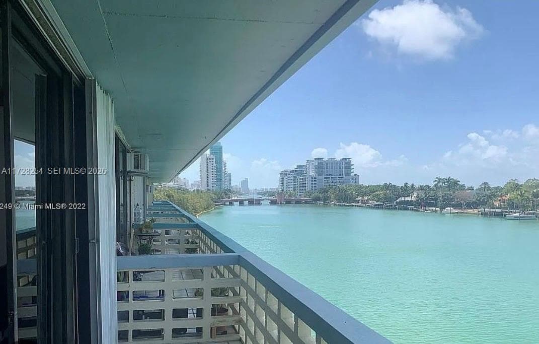 6484 Indian Creek Dr # 310, Miami Beach FL 33141 — 8
