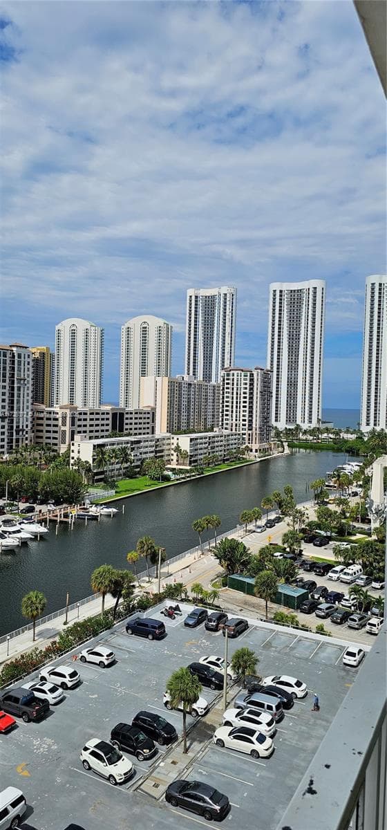 500 Bayview Dr # 1117, Sunny Isles Beach FL 33160 — 2