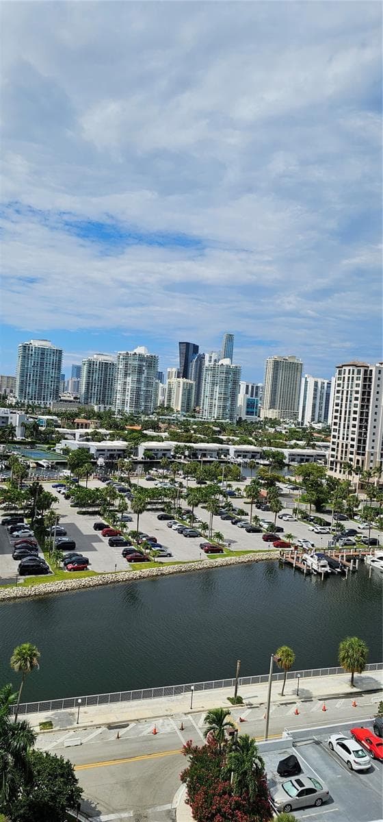 500 Bayview Dr # 1117, Sunny Isles Beach FL 33160 — 3