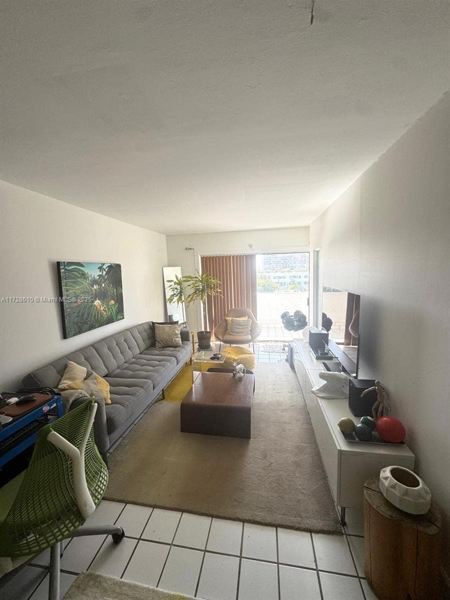 1650 NE 115th St # 506, Miami FL 33181 — 7