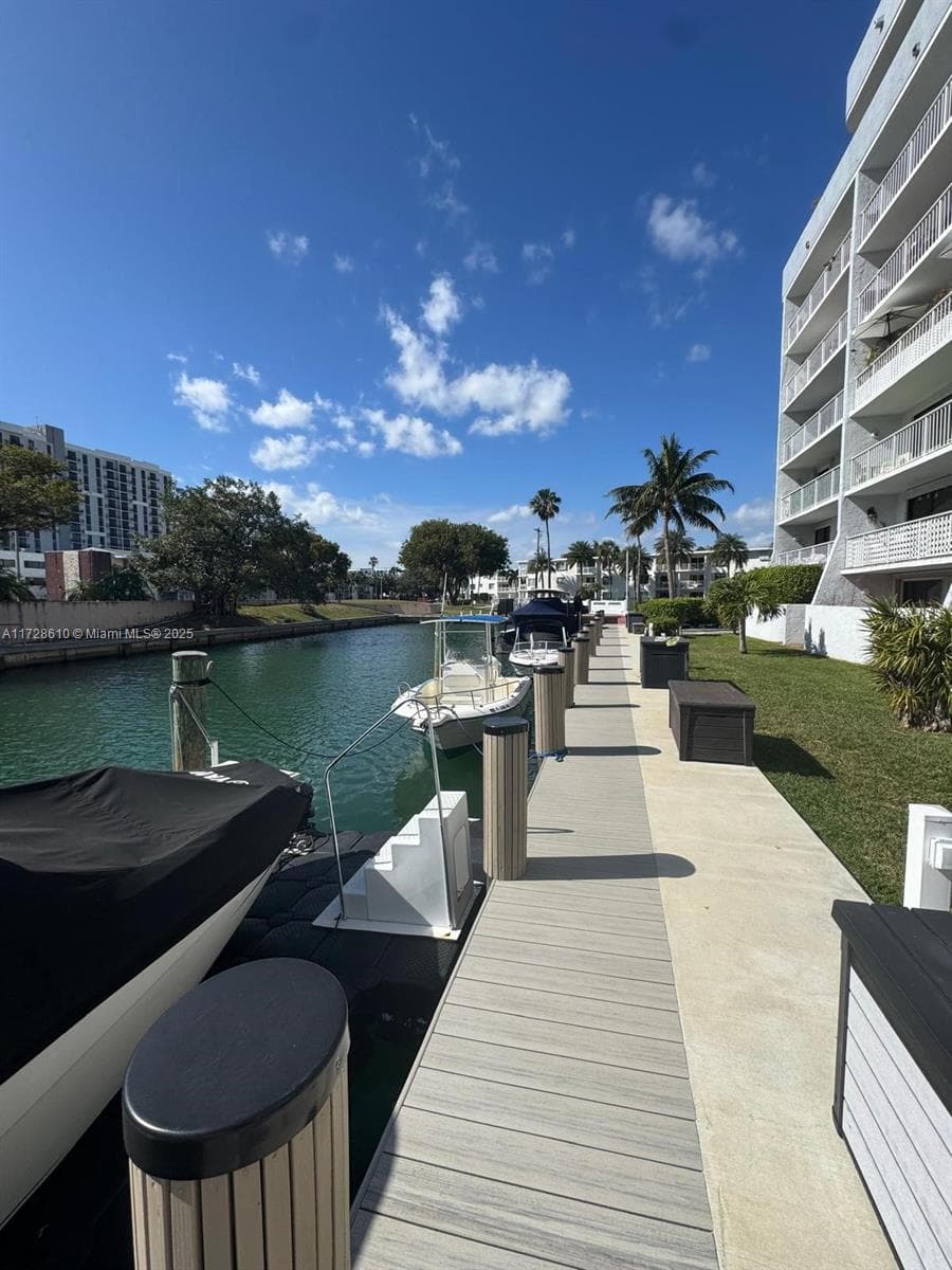 1650 NE 115th St # 506, Miami FL 33181 — 24