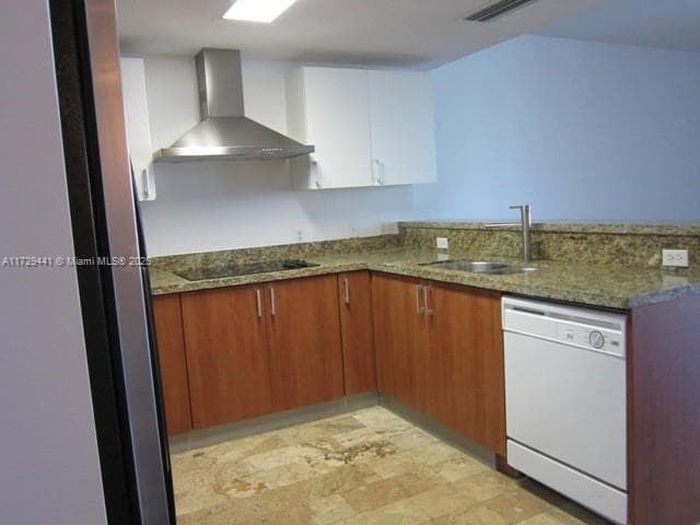 170 SE 14th St # 2306, Miami FL 33131 — 2