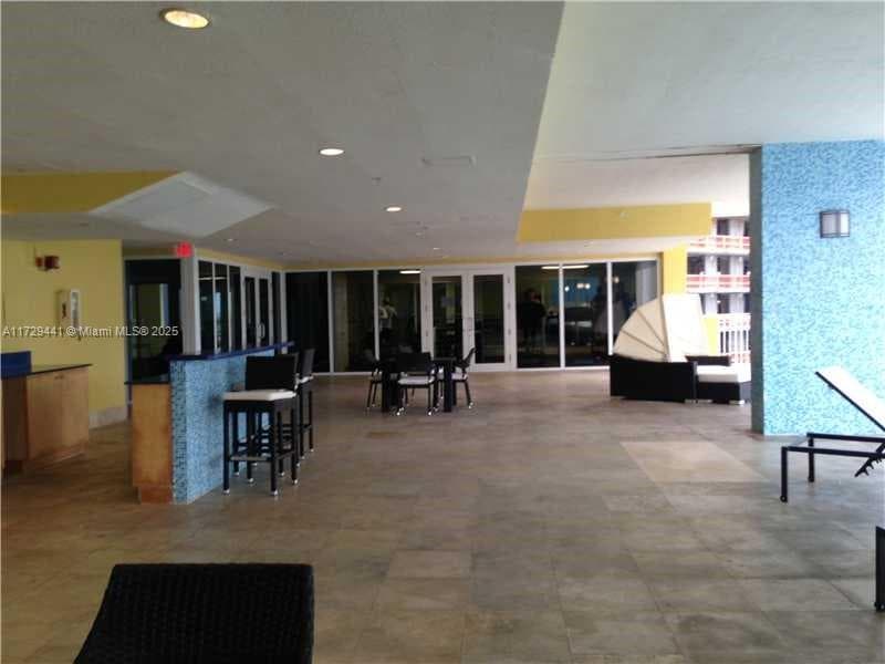 170 SE 14th St # 2306, Miami FL 33131 — 30