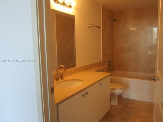 170 SE 14th St # 2306, Miami FL 33131 — 10
