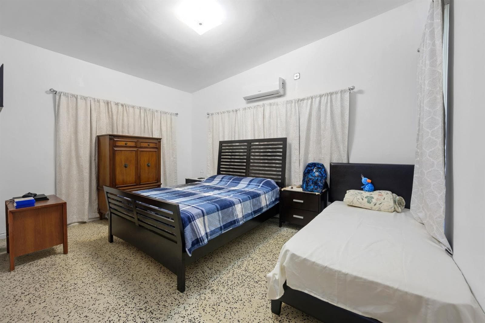 13945 N Miami Avenue, Miami FL 33168 — 23