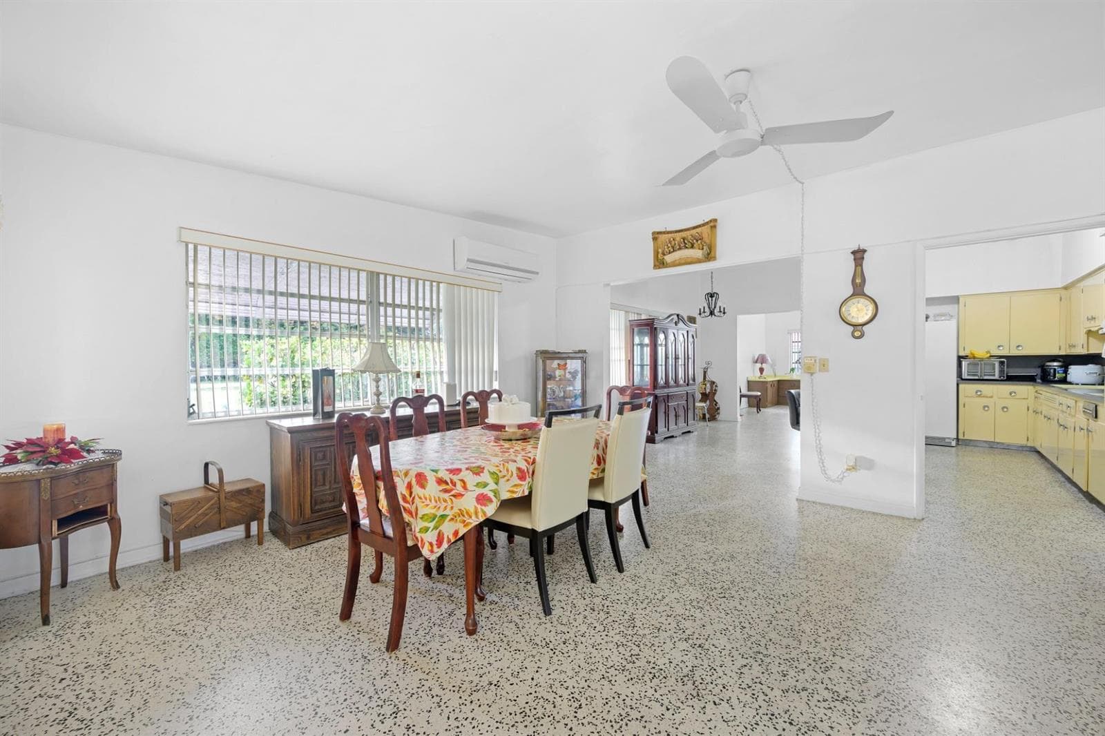 13945 N Miami Avenue, Miami FL 33168 — 36