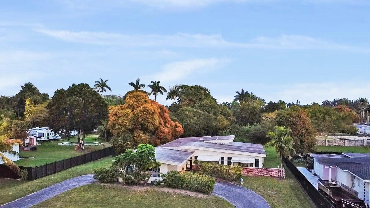 13945 N Miami Avenue, Miami FL 33168 — 1