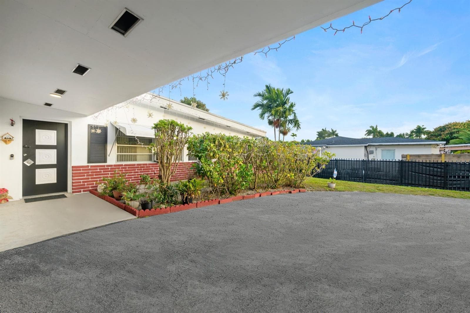 13945 N Miami Avenue, Miami FL 33168 — 20