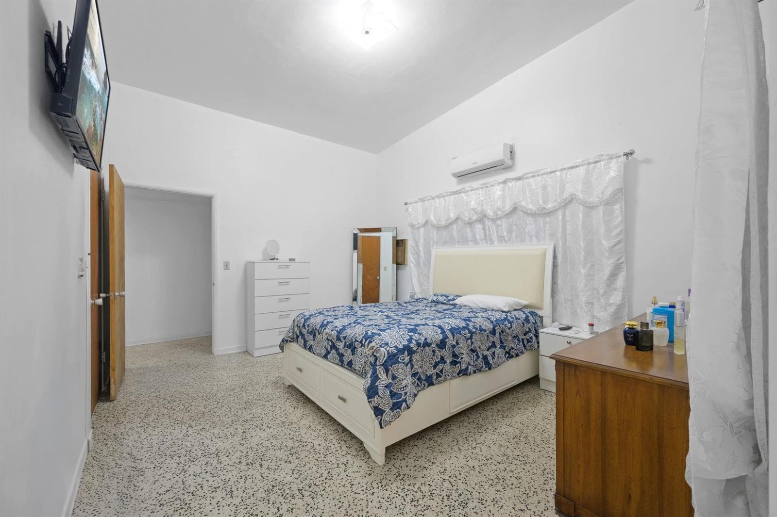 13945 N Miami Avenue, Miami FL 33168 — 30