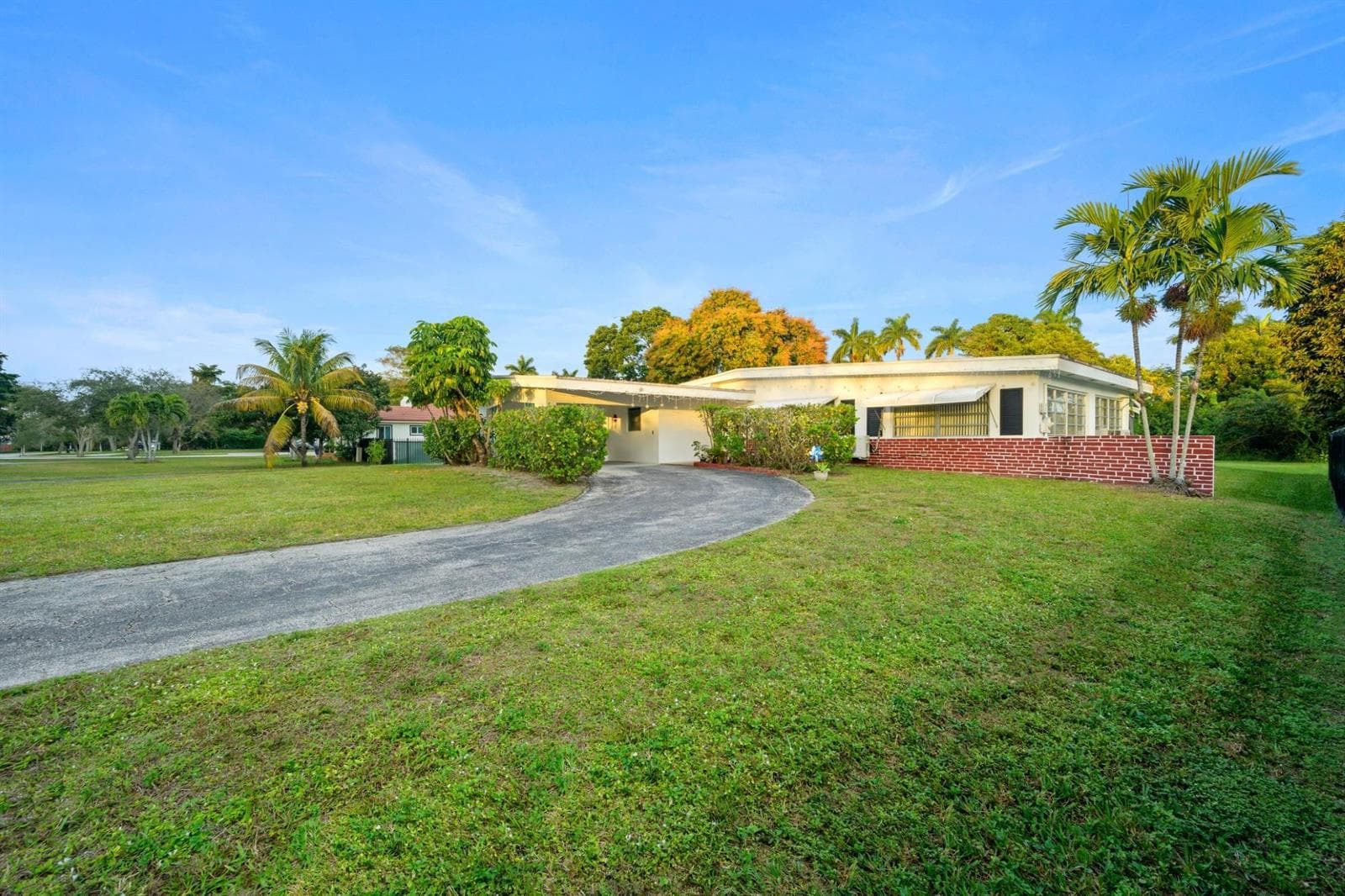 13945 N Miami Avenue, Miami FL 33168 — 19