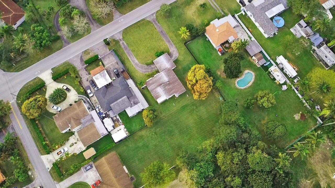 13945 N Miami Avenue, Miami FL 33168 — 40