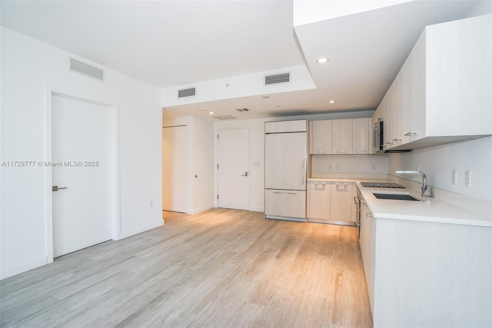Brickell Heights West, Miami, FL — 2