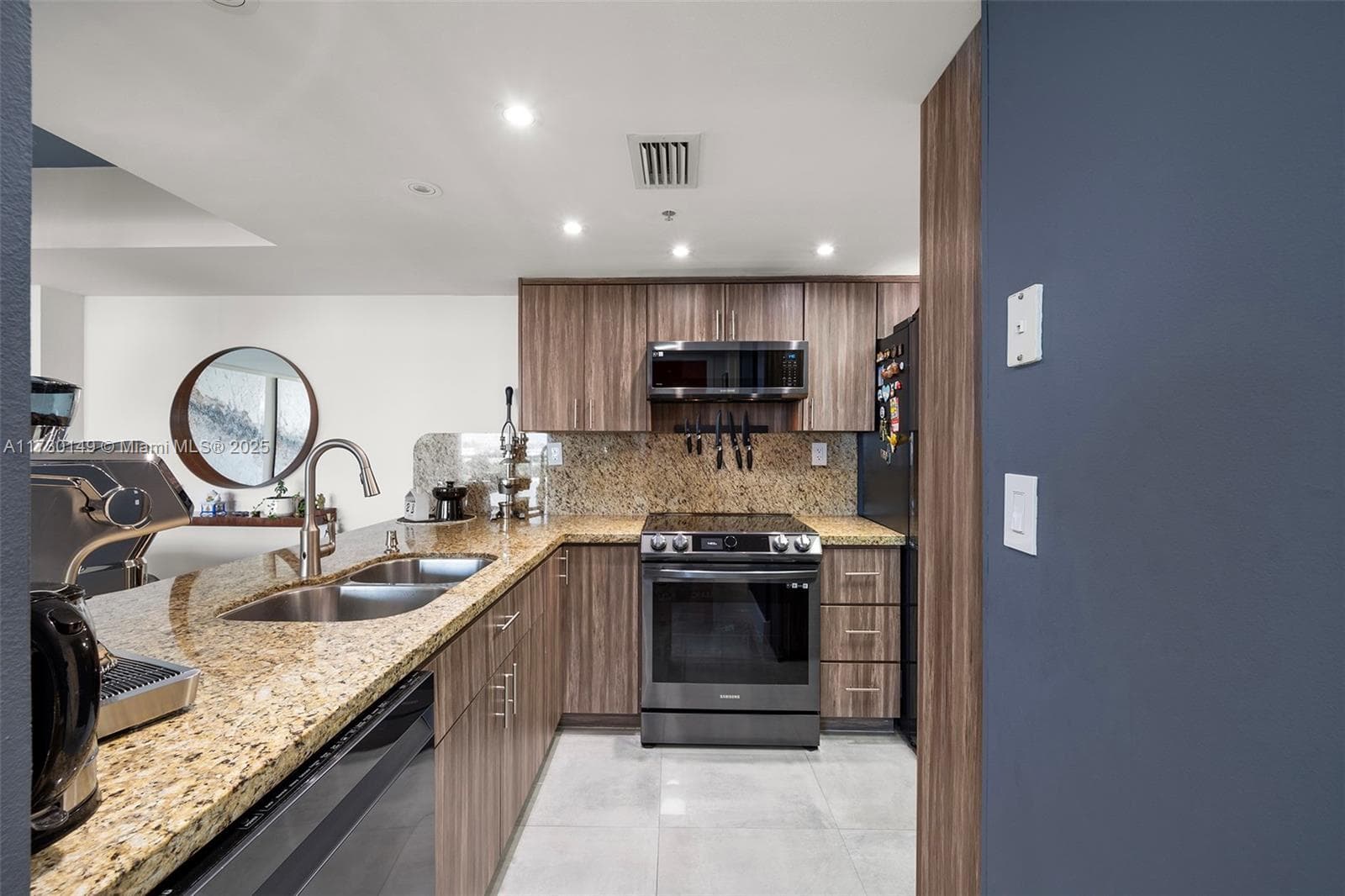 650 West Ave # 1004, Miami Beach FL 33139 — 7