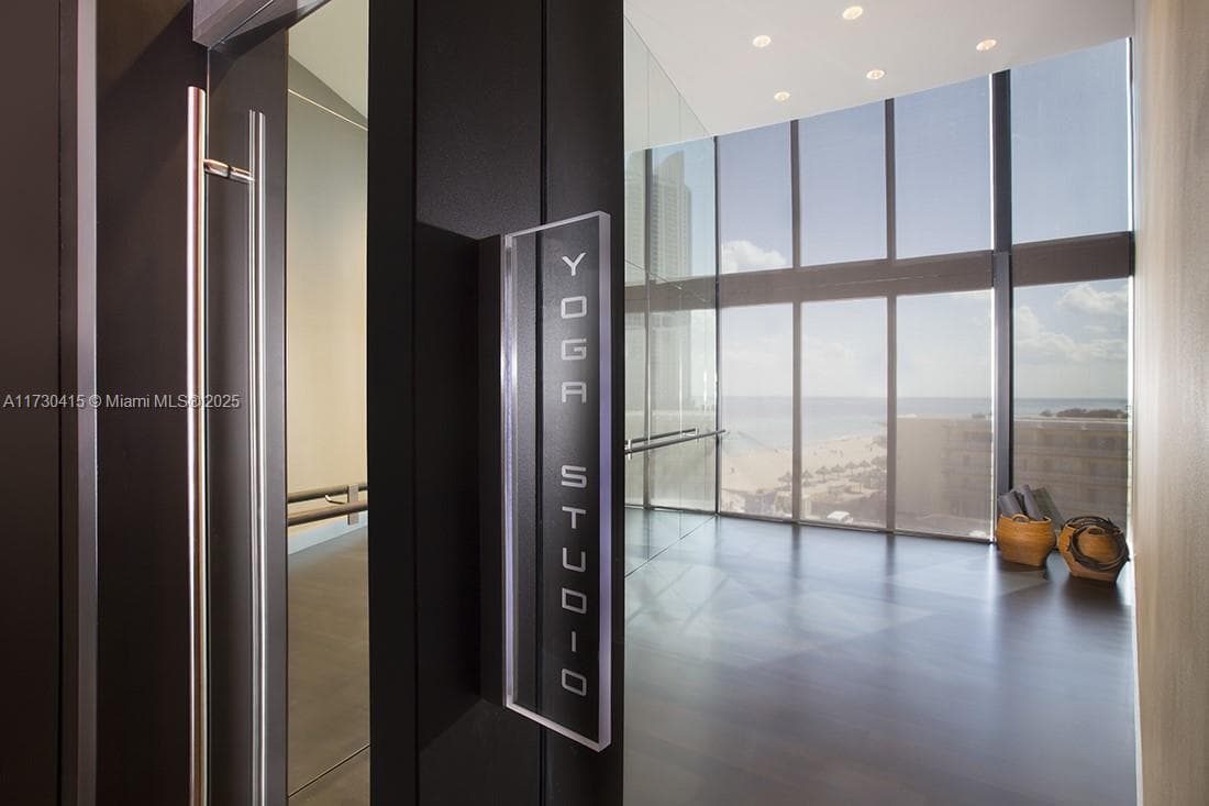 18555 Collins Ave # 4203, Sunny Isles Beach FL 33160 — 45