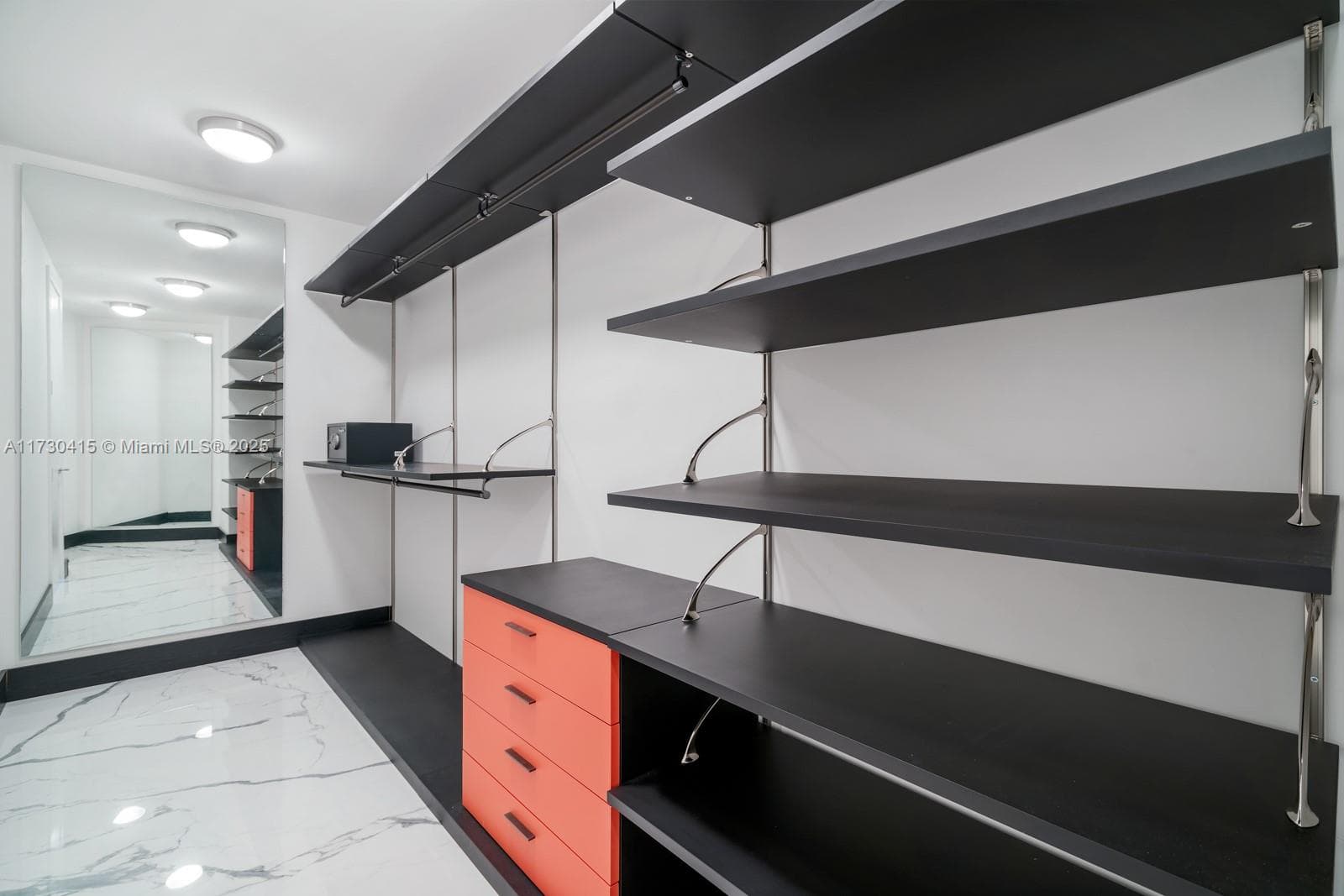 18555 Collins Ave # 4203, Sunny Isles Beach FL 33160 — 25