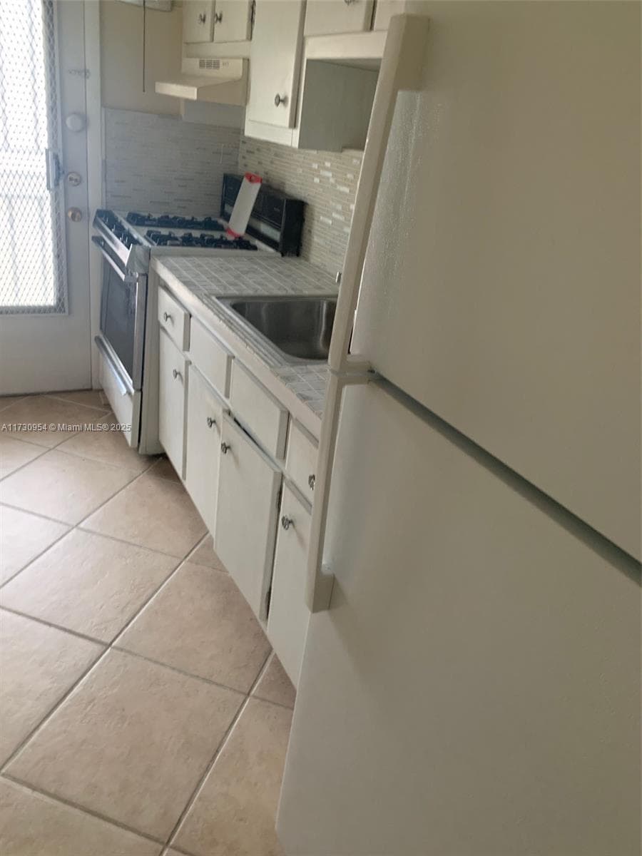 122 NE 204th St # 21, Miami Gardens FL 33179 — 11