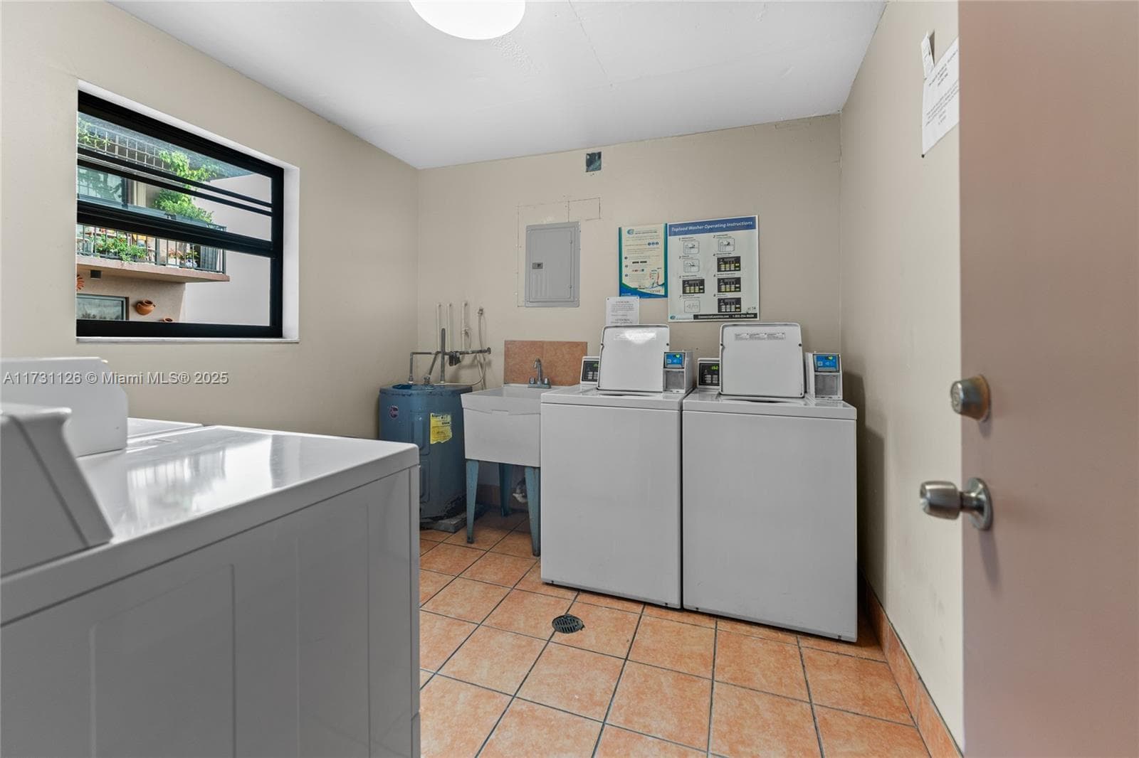 605 NW 72nd Ave # 406, Miami FL 33126 — 23