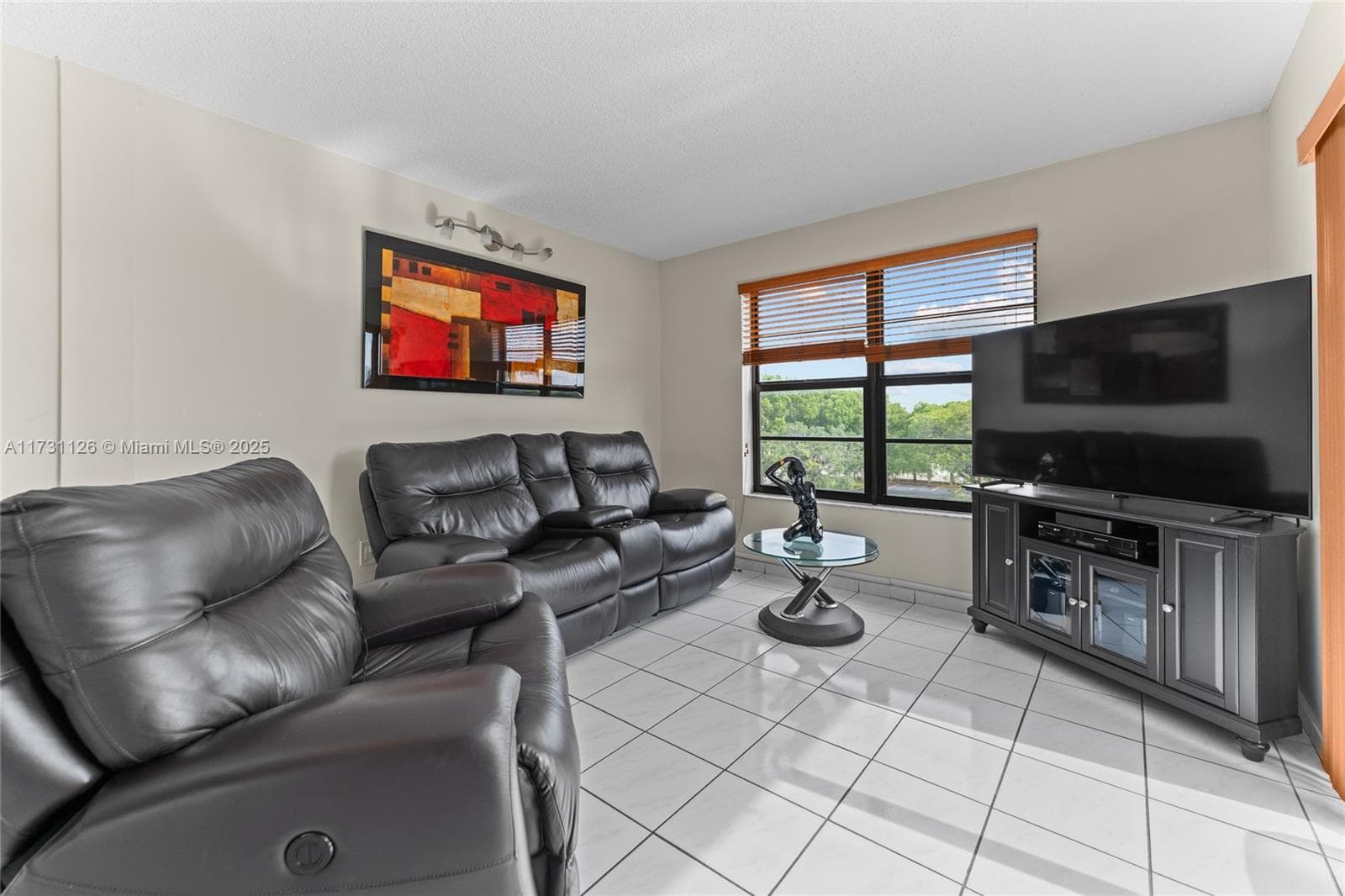 605 NW 72nd Ave # 406, Miami FL 33126 — 20