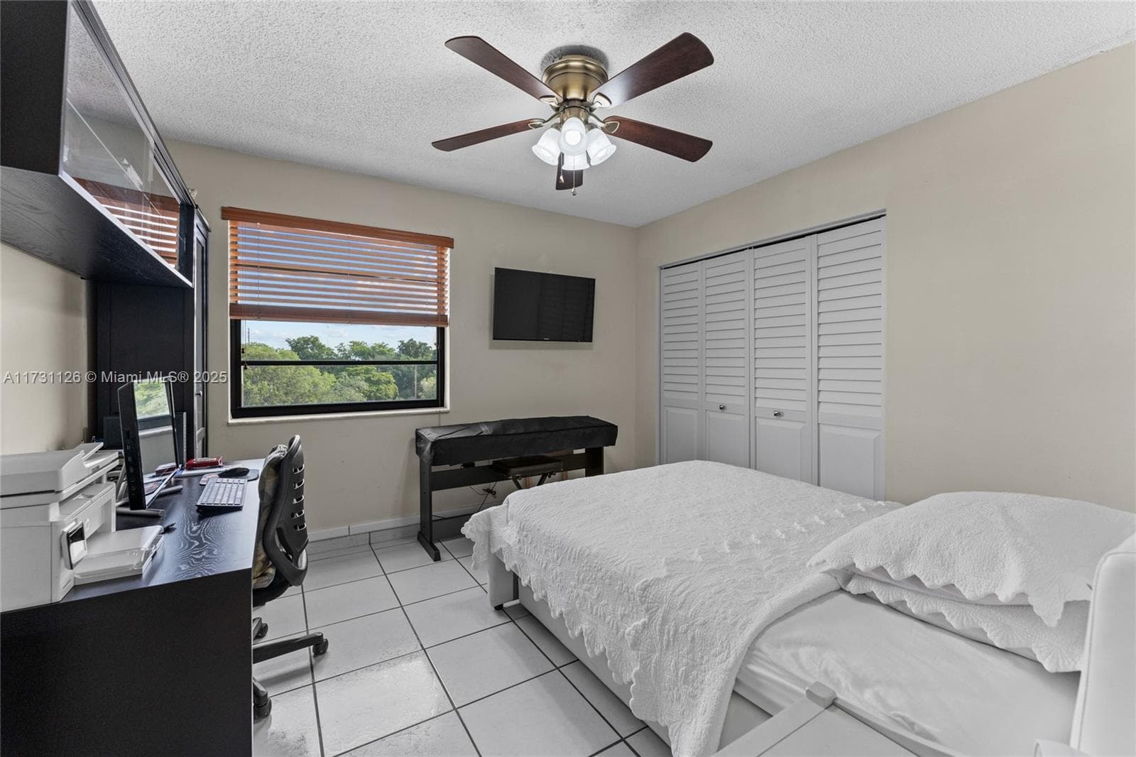 605 NW 72nd Ave # 406, Miami FL 33126 — 9