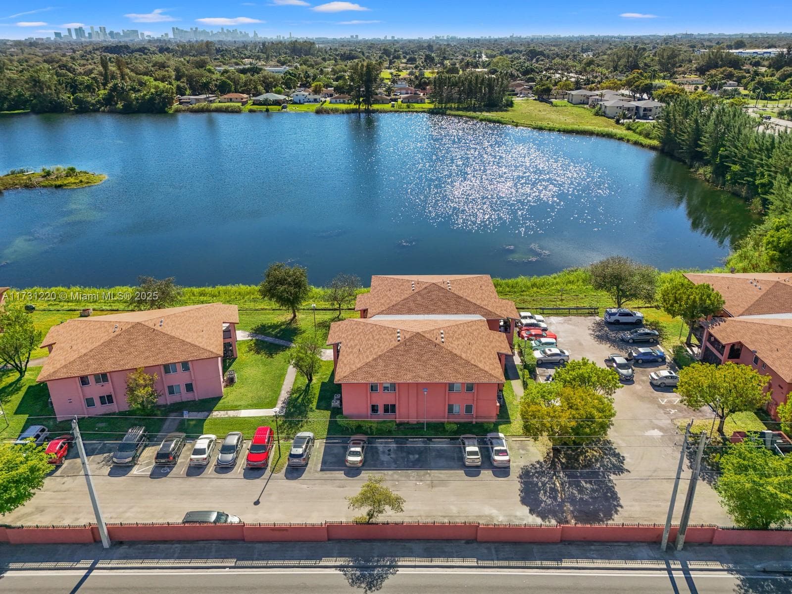 2020 NW 119th St # 1122, Miami FL 33167 — 2
