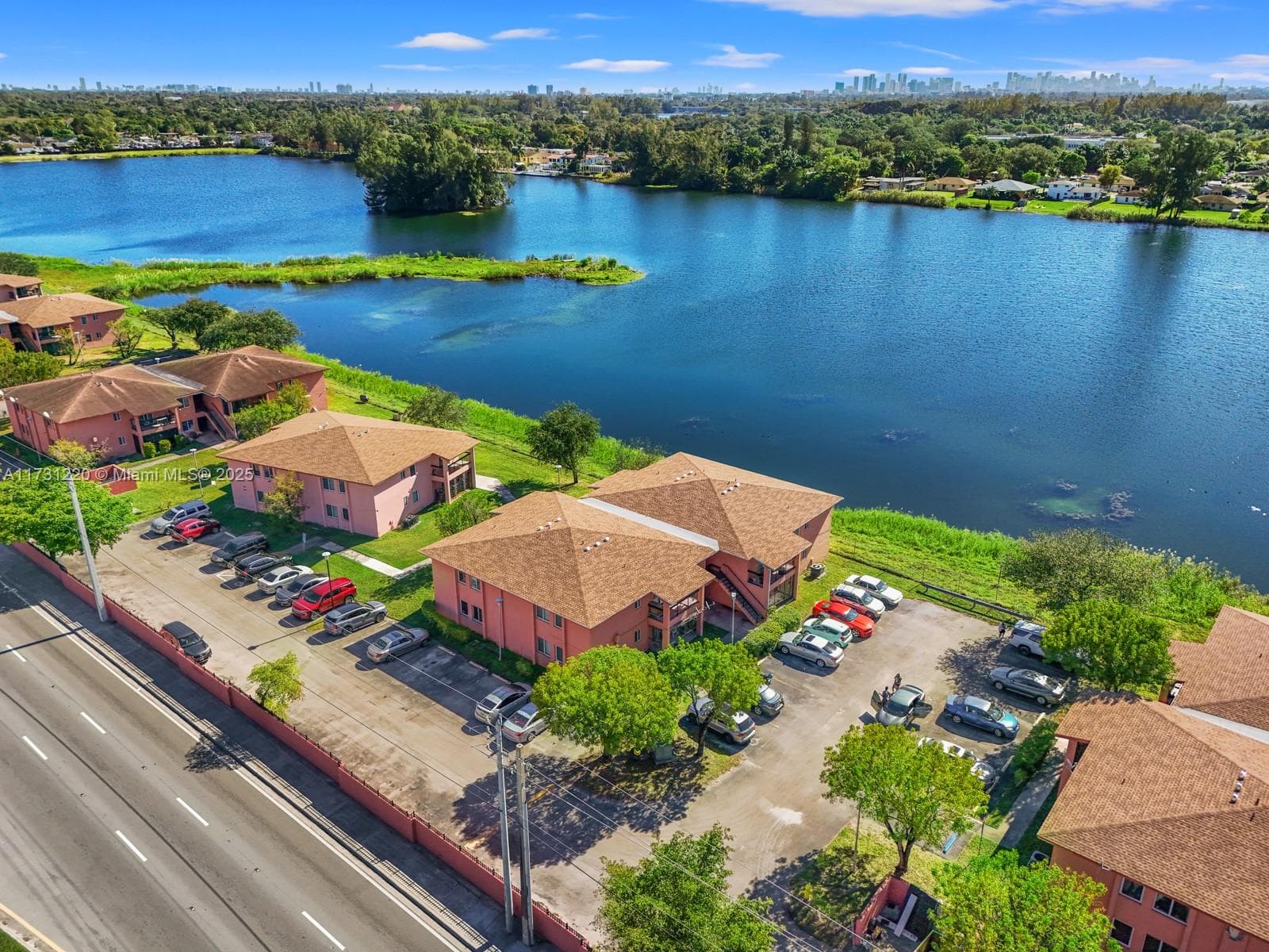 2020 NW 119th St # 1122, Miami FL 33167 — 1