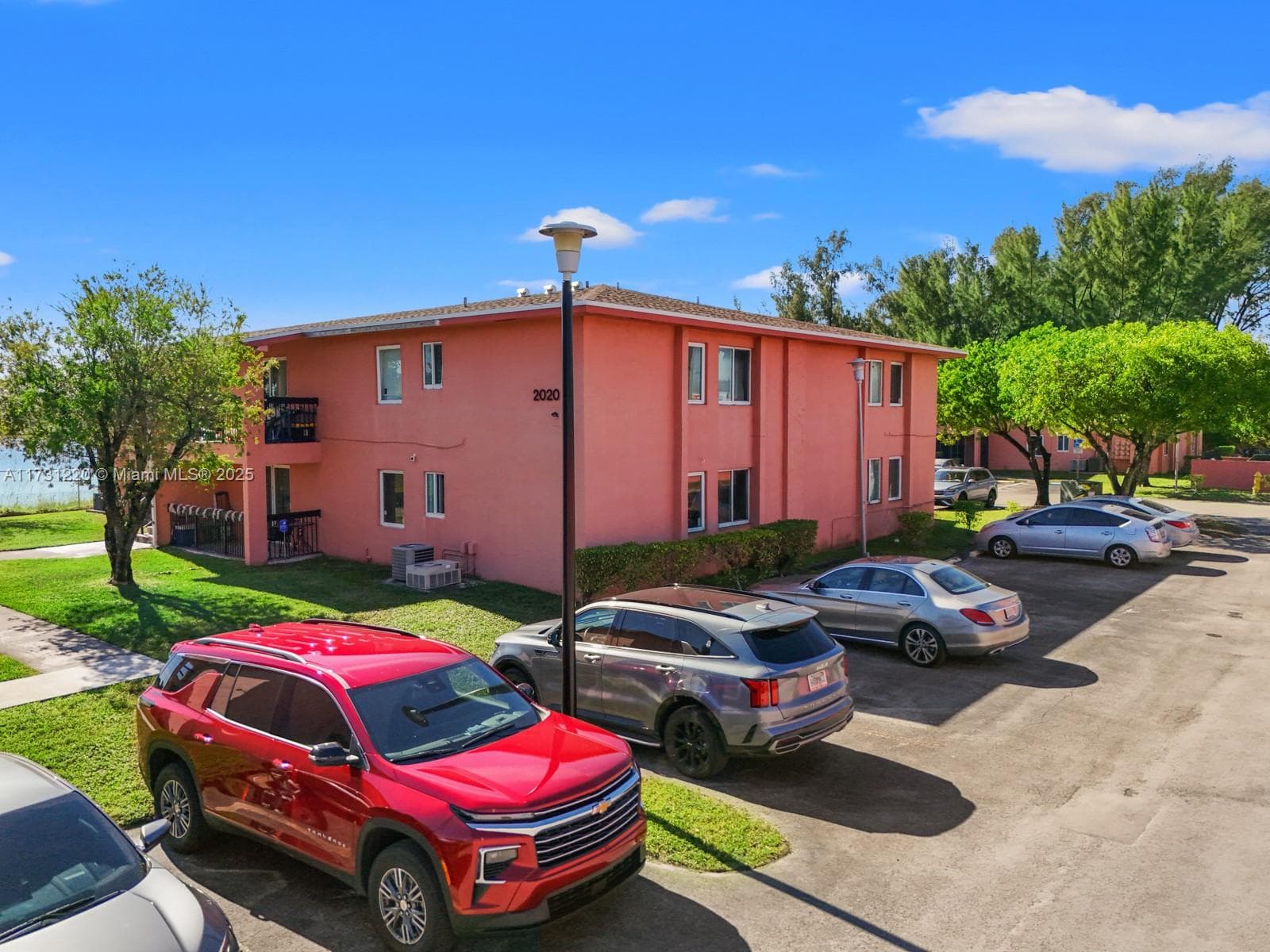 2020 NW 119th St # 1122, Miami FL 33167 — 4