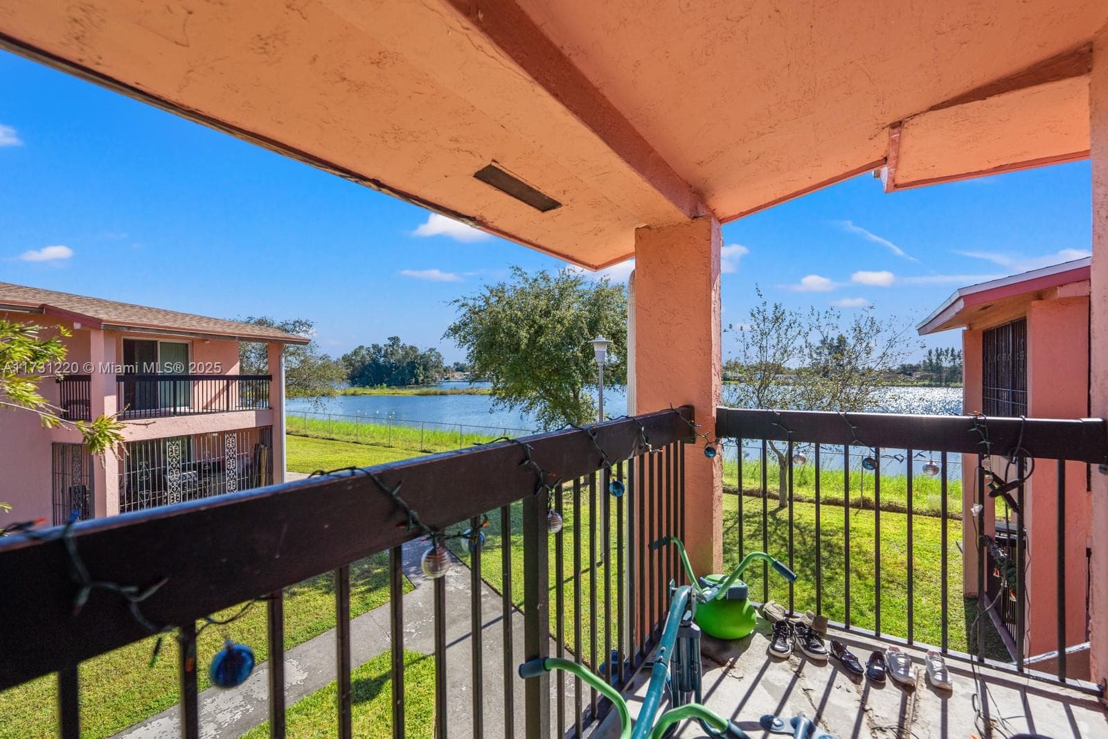 2020 NW 119th St # 1122, Miami FL 33167 — 21