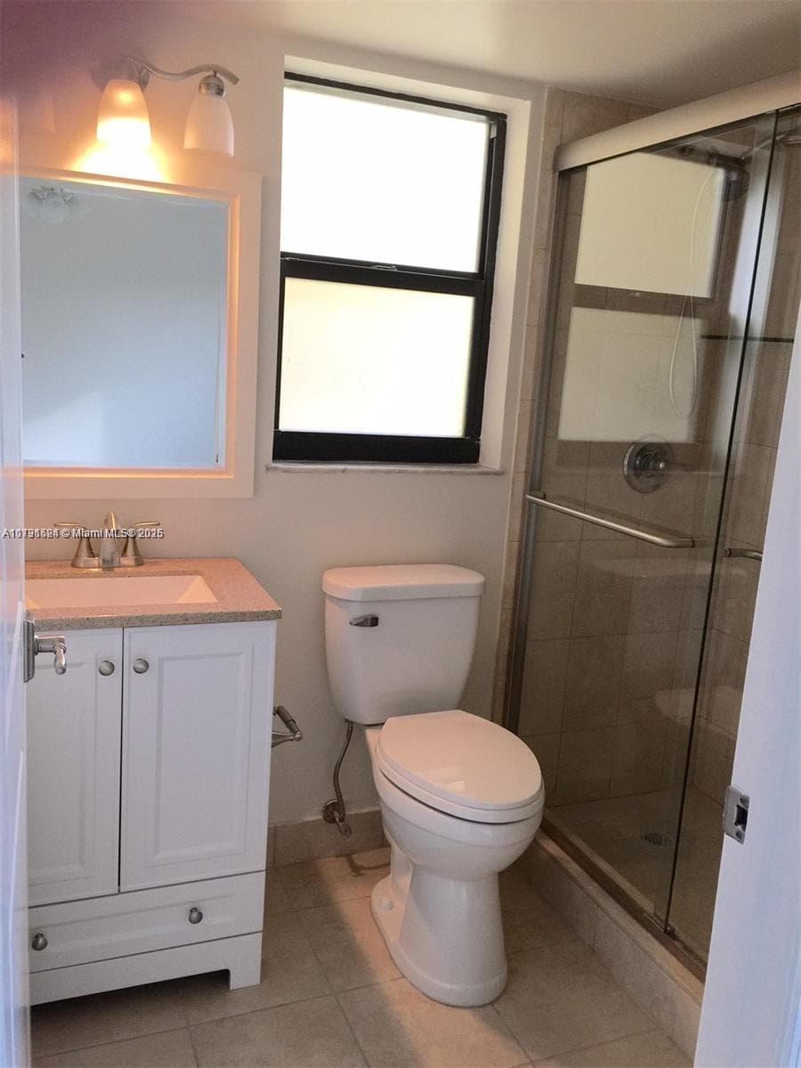 17878 N Bay Rd # 201, Sunny Isles Beach FL 33160 — 15