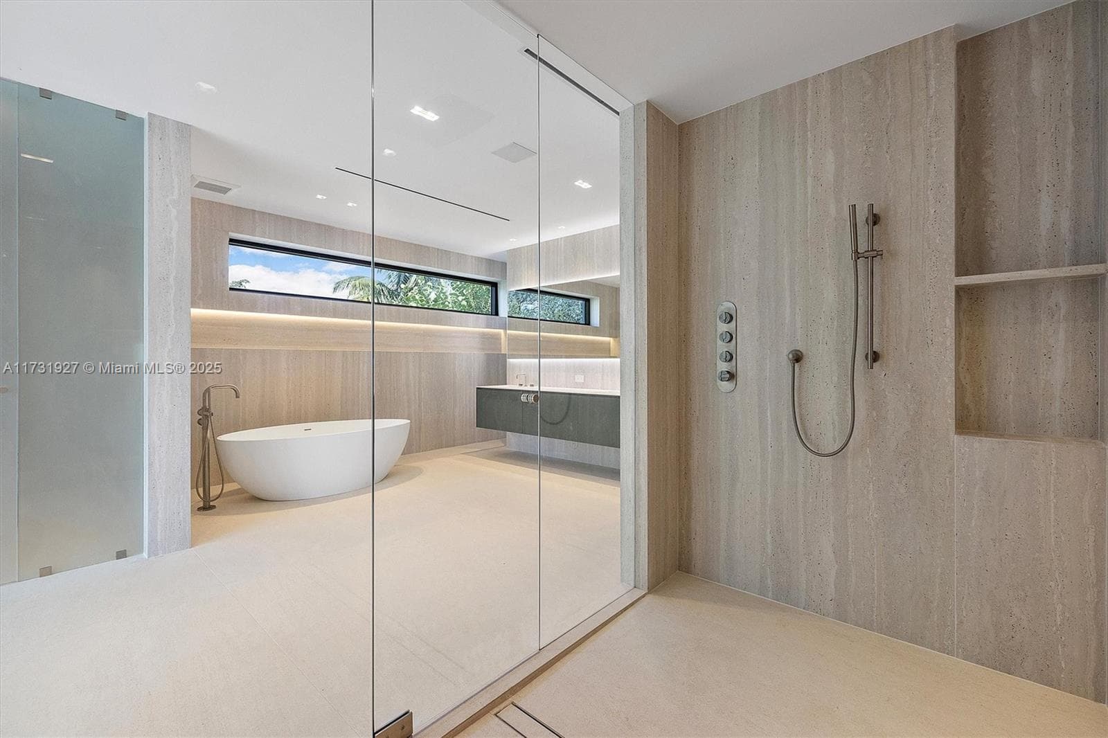 960 Mariner Dr, Key Biscayne FL 33149 — 51