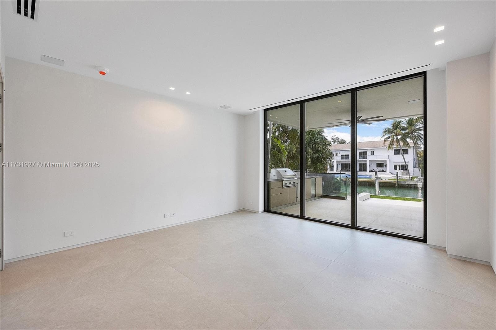 960 Mariner Dr, Key Biscayne FL 33149 — 30